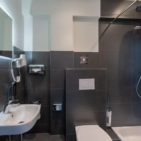 Smarty Leichlingen-cologne - Kontaktloser Self Check-in Hotel 3*